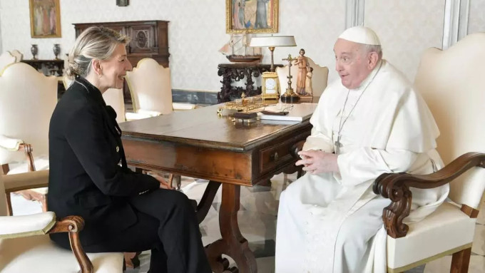 La comunista Yolanda Daz muestra su afinidad ideolgica con el Papa en temas fundamentales