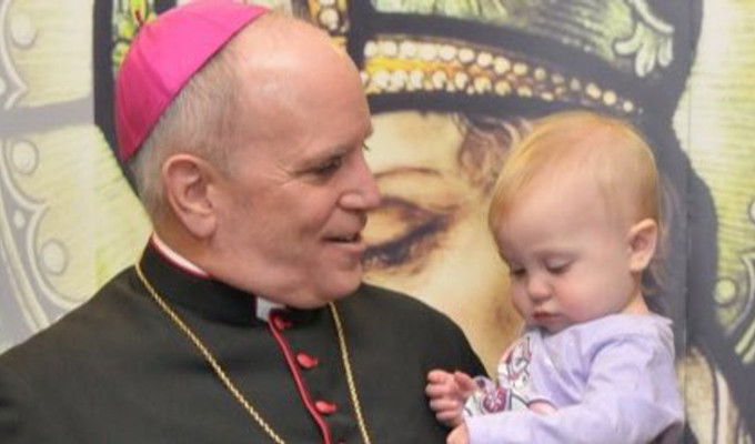 El arzobispo de Denver presidir una Procesin Eucarstica en torno a un abortorio