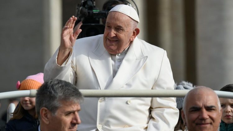 El Papa tampoco pudo leer hoy su catequesis en la audiencia general: redescubrir y practicar la virtud