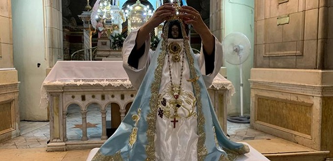 La Virgen Morena del Valle de Catamarca estrena un manto