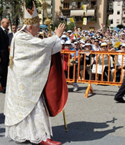 Benedicto XVI llama en Montecassino a edificar Europa sobre sus raices cristianas