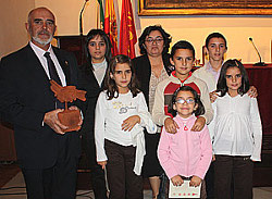 EL TSJ de Andalucía admite a trámite un recurso contra un libro de EpC