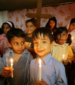 Denuncian la discriminacin de los cristianos paquistanes vctimas de la guerra contra los talibanes