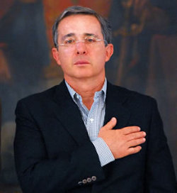 Los obispos colombianos piden al presidente Uribe que no se presente para una nueva reeleccin