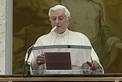 Benedicto XVI: El relativismo contemporneo mortifica la razn