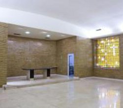 Cierran la capilla del Hospital Virgen del Roco en Sevilla para ampliar la unidad de fisioterapia