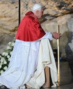 El Papa seala la importancia del silencio a la hora de orar