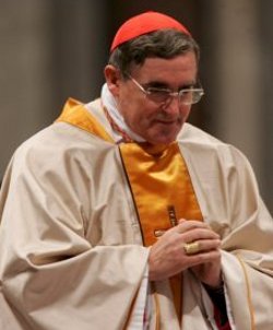 El cardenal Martnez Sistach dice que el celibato puede reformarse pero ayuda mucho ms al servicio a la Iglesia