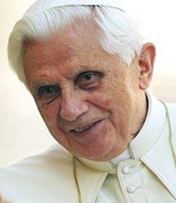 Benedicto XVI: «Lo más importante es escuchar la Palabra de Dios»