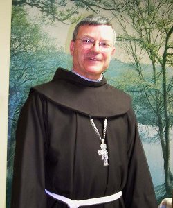 Monseñor Agrelo lamenta el espectáculo mediático y eclesial orquestado contra el nombramiento de Monseñor Munilla