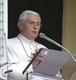 Benedicto XVI asegura que el origen del mal en el hombre est en el uso errneo que hace de la libertad
