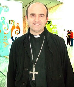Mons. Munilla denuncia la desnaturalizacin de la Navidad por la alianza entre consumismo y secularizacin