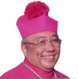 Los obispos catlicos filipinos piden  la dimisin de la ministra de Sanidad por repartir preservativos gratis