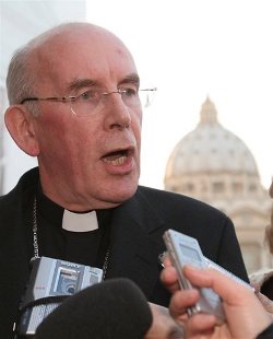 El Cardenal Brady cree que recuperar la credibilidad de la Iglesia en Irlanda exige humillacin