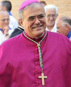 El obispo electo de Córdoba aclara al alcalde de la ciudad que no piensa cohibirse al hablar a sus fieles