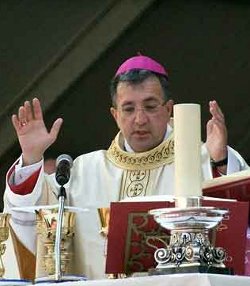 El nuevo obispo de Guadix se muestra impresionado por la acogida de sus fieles