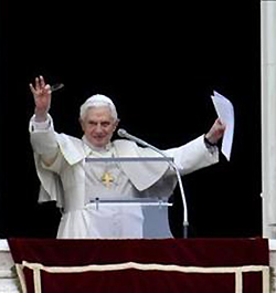 Benedicto XVI: «Jesús quiere condenar el pecado, salvar el pecador y desenmascarar la hipocresía»