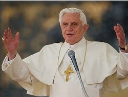 Benedicto XVI: «Todo lo que es racional es compatible con lo que han revelado las Sagradas Escrituras»