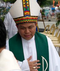 Un obispo filipino pide ayuda a toda la Iglesia para reconstruir su catedral tras un atentado islamista