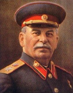 Ningn logro de la Unin Sovitica, incluyendo la victoria sobre el fascismo, puede justificar los crmenes de Stalin