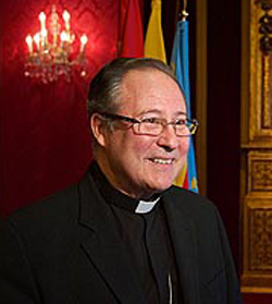 Monseñor Esteban Escudero toma posesión hoy como Obispo de Palencia