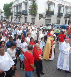 El Cardenal Lpez Rodrguez inicia el Jubileo por los 500 aos de la Arquidicesis de Santo Domingo