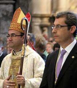 Mons. Munilla llama en Loyola a los católicos a vivir con coherencia y sin temor a la persecución