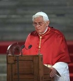 Benedicto XVI denuncia el intento de silenciar la religin en la vida pblica