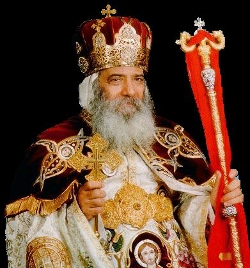 Un tribunal egipto condena al Patriarca Shenouda III por no permitir casarse de nuevo a un divorciado