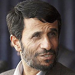 Ahmadineyad pide al Papa ayuda para combatir la islamofobia en Occidente