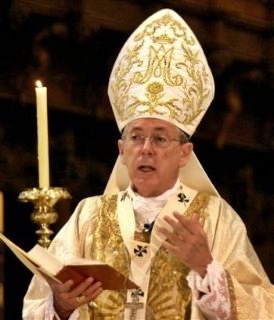 El cardenal Cipriani pide no ceder a la presión de los que imponen la ideología de género
