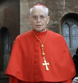 El Papa califica al Cardenal Navarrete como maestro de justicia durante sus exequias