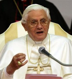 Benedicto XVI dice a los telogos que la teologa es una cuestin de amor a Dios