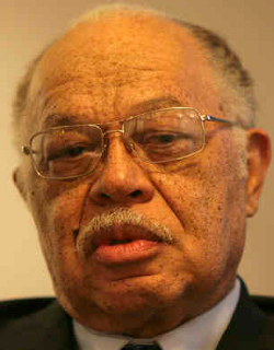 Kermit Gosnell fue encontrado culpable de tres cargos de asesinato en primer grado