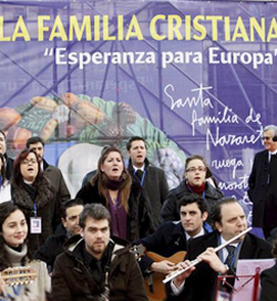 Radio Mara y Popular y 13 Televisin transmiten hoy en directo el Encuentro y la Misa de las Familias 