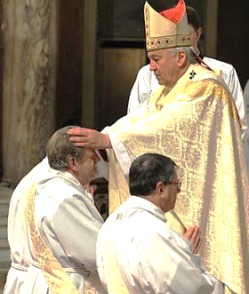 Mons. Nichols: Muchas ordenaciones han tenido lugar en esta catedral pero ninguna como esta