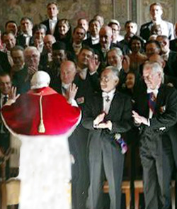 El Papa condena que se imponga una educación cívica o sexual «contraria a la fe y a la justa razón»