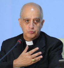 Mons. Fisichella asegura que no hay evangelizacin verdadera si no se llama a la conversin