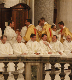 El Papa a los miembros de la Fraternidad San Carlos: La gloria y la alegra del sacerdocio es servir a Cristo y su Cuerpo mstico