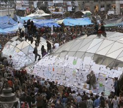 Europa Laica se solidariza con el Movimiento 15-M y ataca a la Iglesia