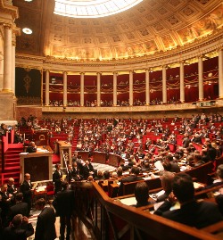 El Parlamento francés rechaza el proyecto de «matrimonio» homosexual

