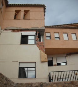 Las Madres Mercedarias de Lorca piden ayuda para la reconstruccin del Convento-Colegio

