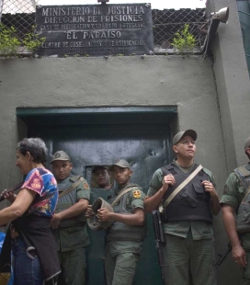 Los obispos venezolanos denuncian la inactividad del Estado ante las mafias en las crceles del pas