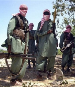 Los islamistas de Al Shabaab matan a trabajadores de ONGS y prenden fuego a alimentos y medicinas