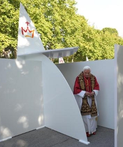 El carpintero que instal los confesionarios en el Retiro se quedar con el que us el Papa