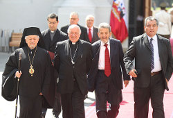 Lderes cristianos entregan una carta al gobierno chileno de rechazo a las uniones homosexuales y el aborto teraputico