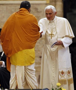 El Papa condena en Ass el uso de la religin para justificar la violencia terrorista