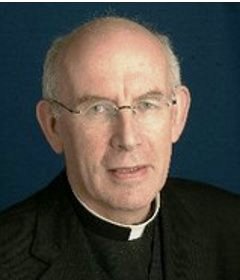 El Cardenal Brady critica el cierre de la embajada de Irlanda en la Santa Sede