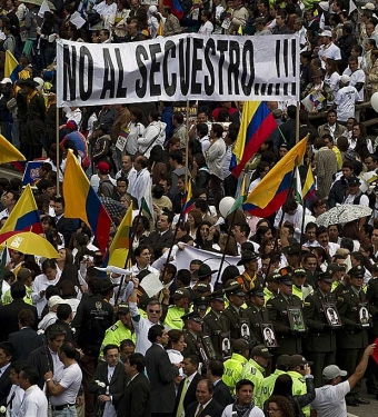 Colombia se echa a la calle para pedir a las FARC la liberacin de todos los secuestrados