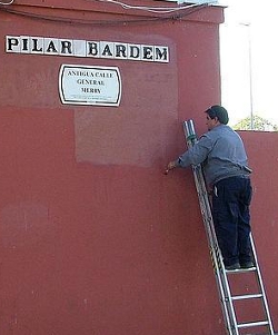 El alcalde de Sevilla anuncia que la calle Pilar Bardem se llamar Nuestra Seora de las Mercedes